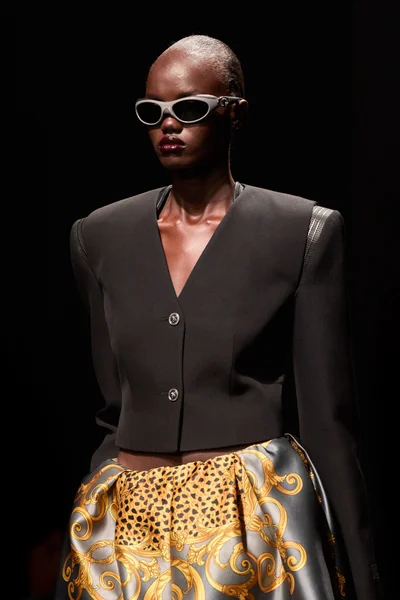 Look 21
